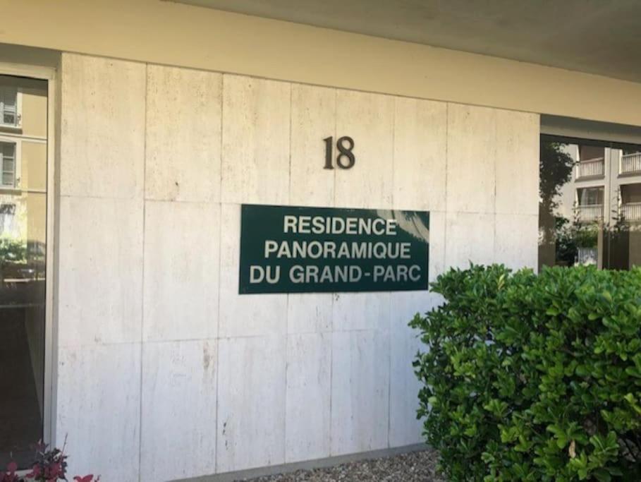 Nice Flat St Germain En Laye Centre 30 Minutes To Paris Saint-Germain-en-Laye Exterior photo